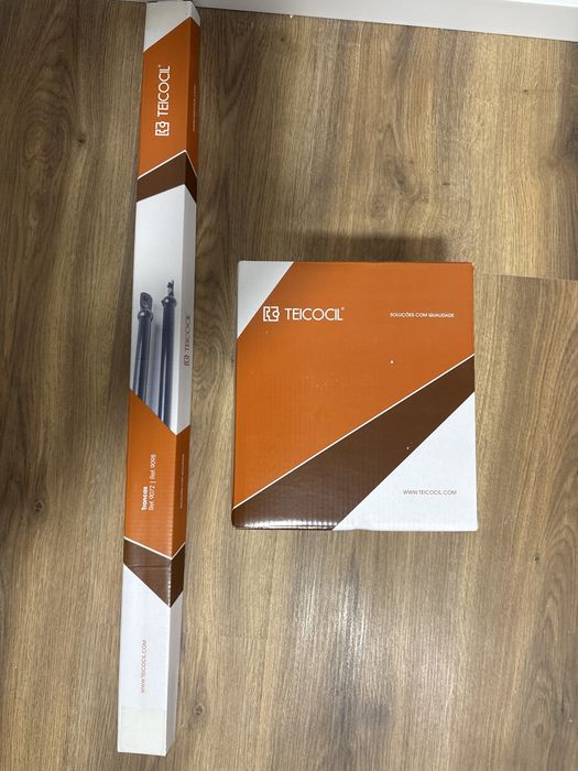Fechadura de sobrepor com 2 trancas à direita Teicocil