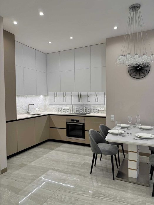 Продажа 2к квартиры 85м2, ЖК Новопечерские Липки, ул. Верхогляда, 15Б