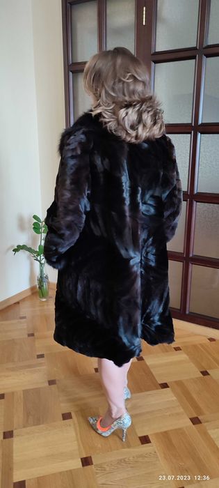 Продам шубу норкову
