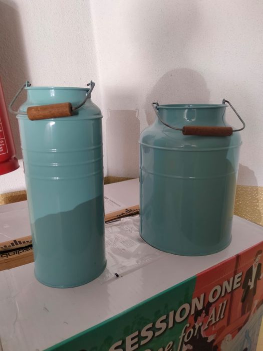 Aquecedores, e recipientes