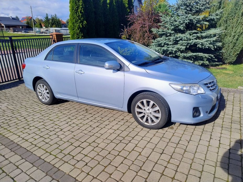 Toyota Corolla 1.6 benzyna