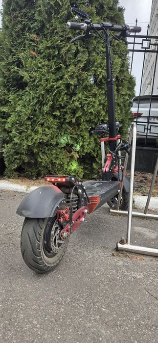 Електросамокат GIANT 1600w 52v -26ah