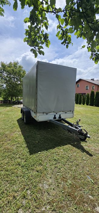 Przyczepa samochowa