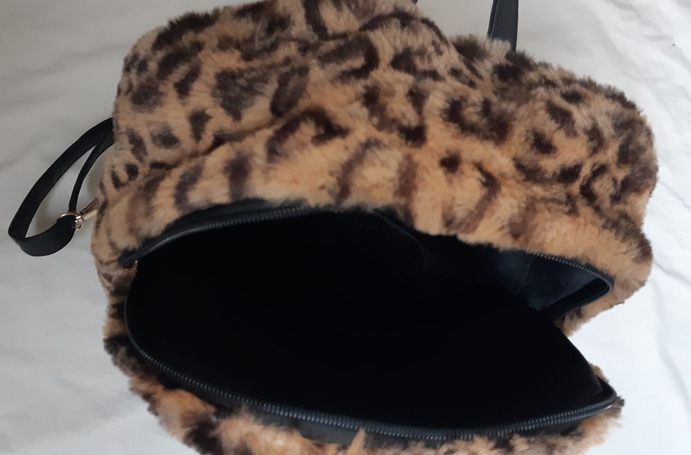 Mochila padrão tigresa