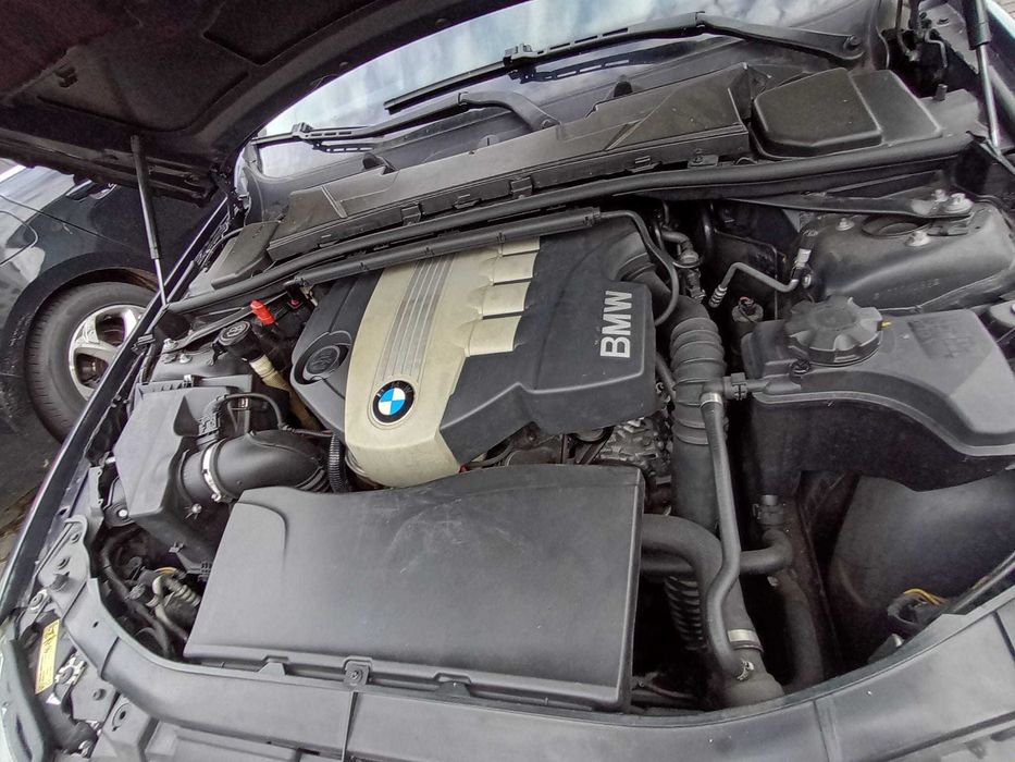 BMW 320d 2008 - Bom estado geral - 376.000 km