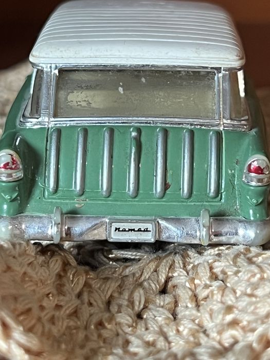 Chevy Novad Іграшкова модель ретро машина