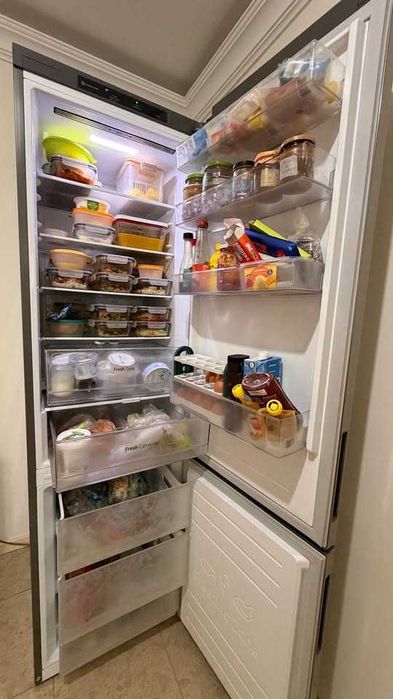 Frigorífico Combinado LG GBP62PZNBC NoFrost (Garantia até 2028)