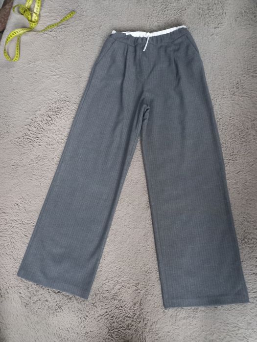 Брюки на дівчинку