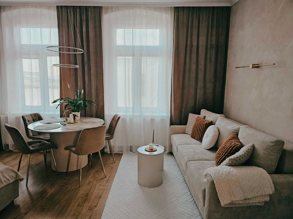 NOWY Apartament - Stare Miasto - Widok na ratusz -  - TELEFON: 572-527-525
