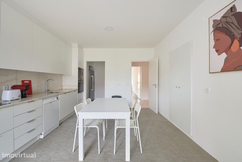 Quarto - localizado em Entrecampos Lisbon