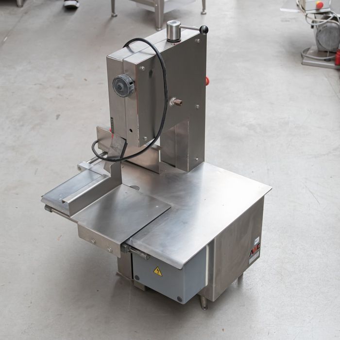 Piła do cięcia mięsa i kości AWE BG220