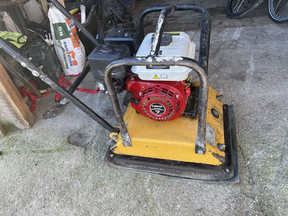 zagęszczarka 90kg nowy silnik