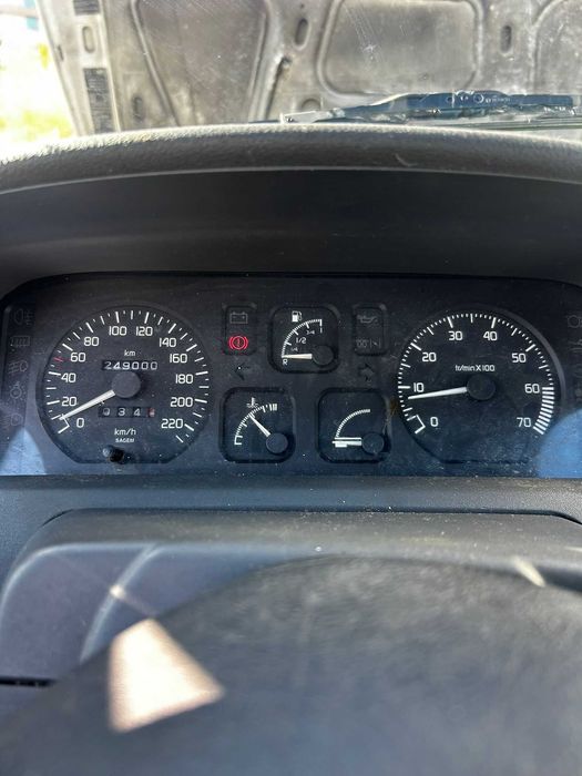 renault clio com alguns a fazeres