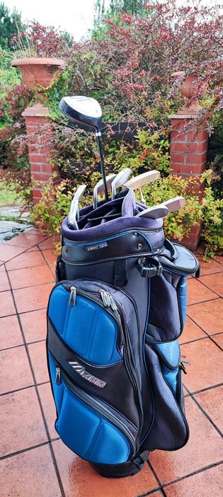 Torba golfowa Mizuno. Kije golfowe. Zestaw golfowy.