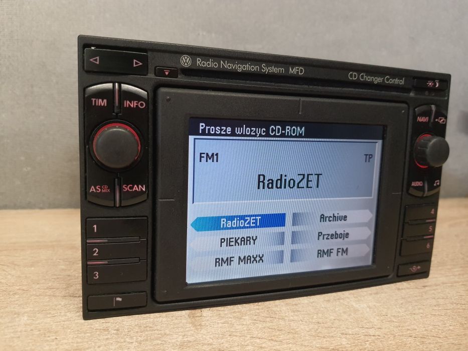 Radio samochodowe VW MFD + kod AUX Nawigacja polski język / Volkswagen Golf, Passat, Corrado itd Zadbane
