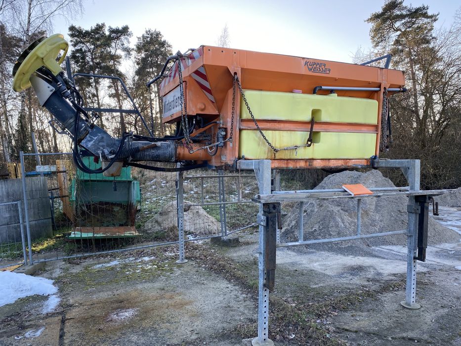Posypywarka piaskarka solarka rcw KUPPER