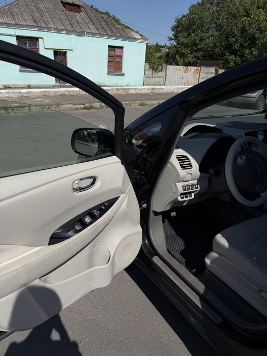 Nissan Leaf 2013