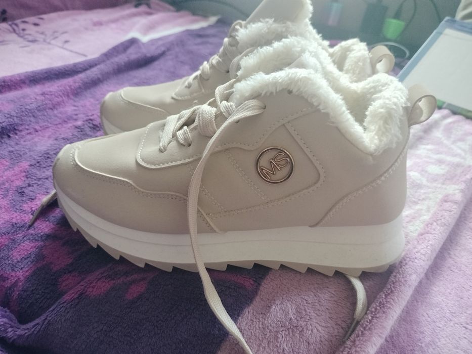 Sprzedam buty rozm 38