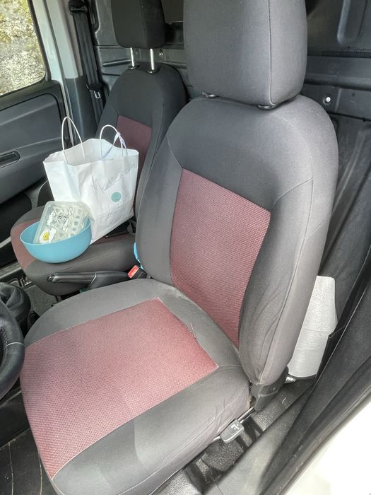 Fiat doblo 1.6 muito estimada