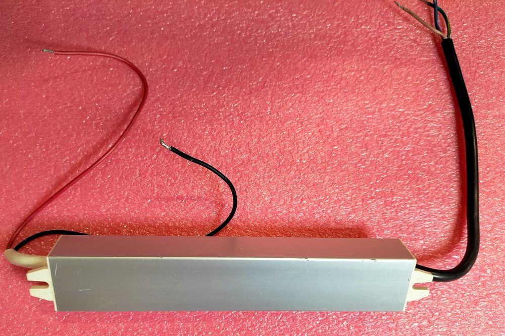 Transformator z 230V na 12V wododporny