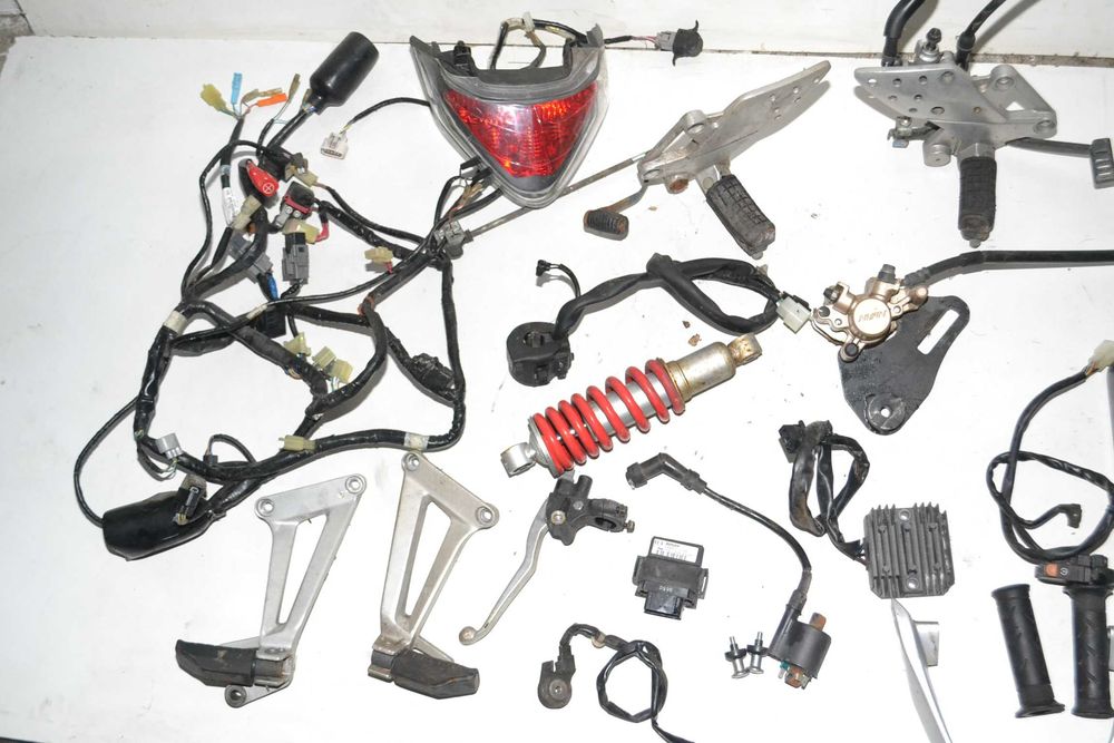 Honda cbr125 cbr 125 jc39 moduł regulator pompa paliwa cewka set część