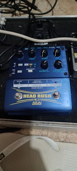Pedal de delay analógico...