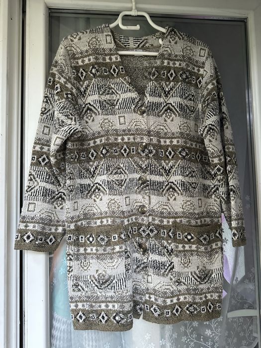 Modny dłuższy sweter rozm.L