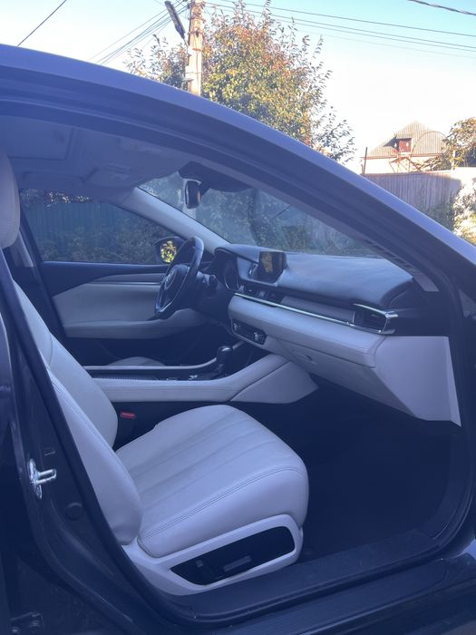 Продам авто MAZDA 6