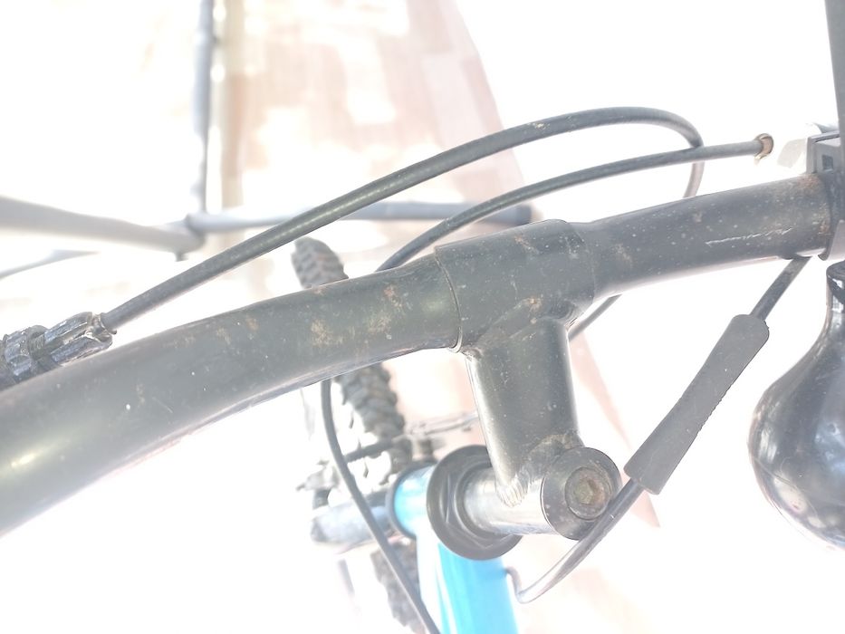 Bicicleta B'Twin azul para criança/pré-adolescente
