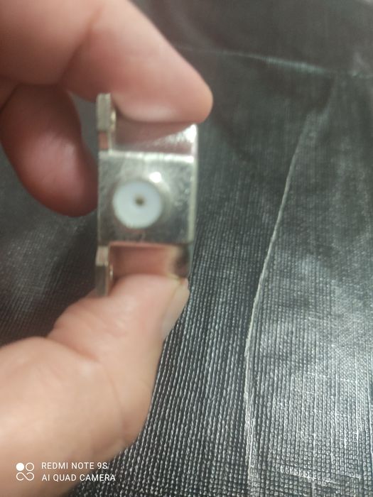 Satellite TV Signal Line Amplifier64297683773955123