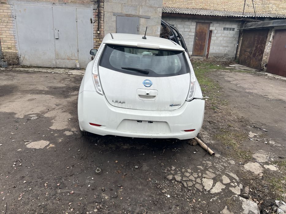 Разборка Ниссан Лиф ШРОТ, Nissan Leaf Авторазборка
