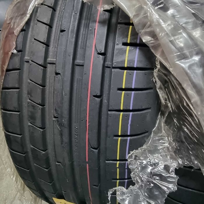 Pneus novos 225/45 R17
