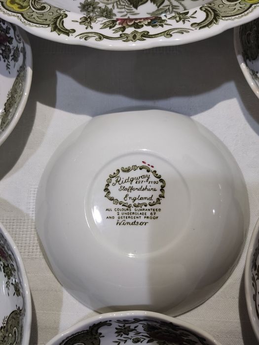 Conjunto de loiça inglesa