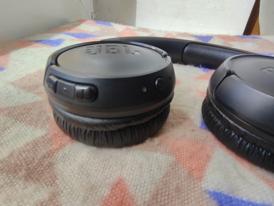 JBL TUNE 510 навушники