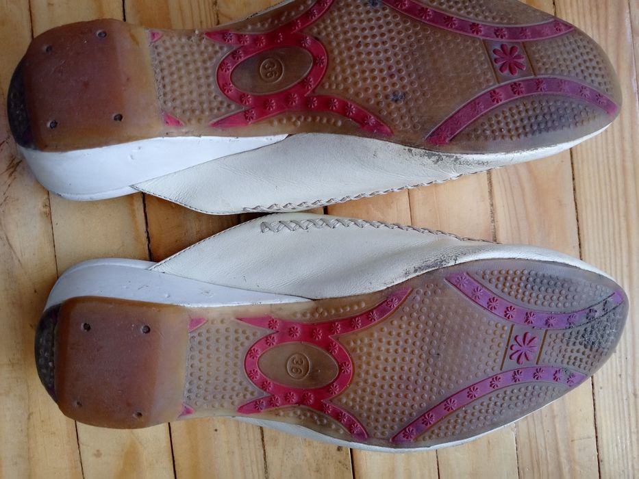 Босоножки.Шлепанцы.