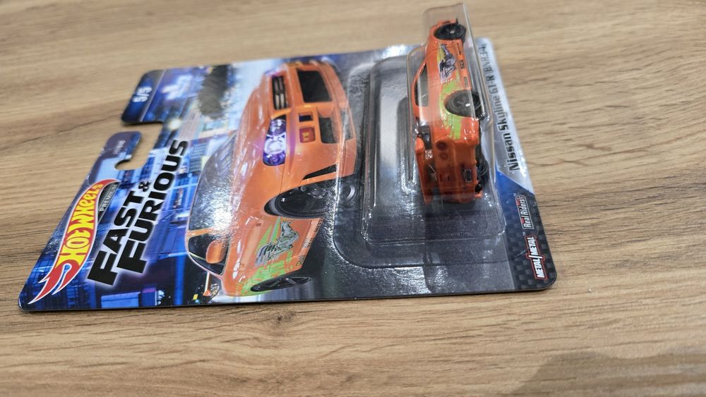 Hot wheels premium Nissan Skyline GT-R