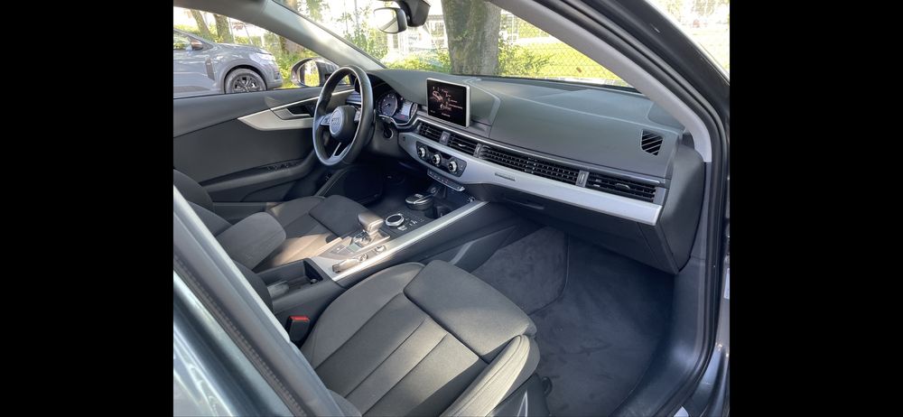 Audi A4 Quatro  2019