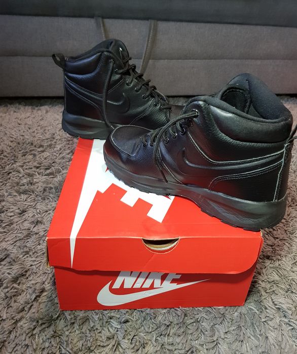 Buty zimowe nike 38.5