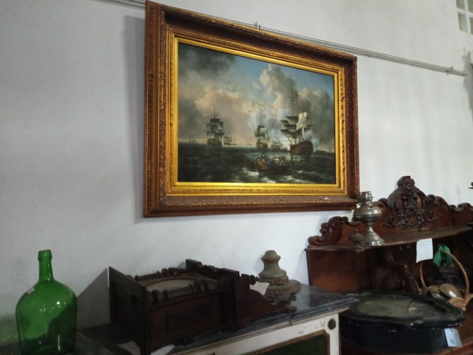 Recheio de loja de antiguidades