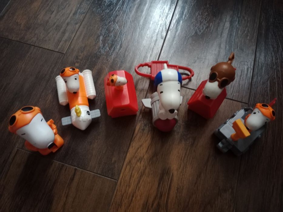 Cena za Zestaw Snoopy kolekcja zabawek figurek kolekcja z McDonald's