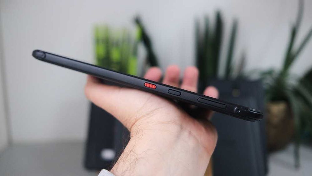 Samsung  Galaxy active Tab 3 4\64 Lte Гарний стан уцінка