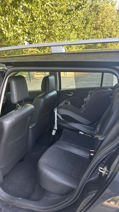Renault Megane carrinha • 1.5 dci • muito bem estimada