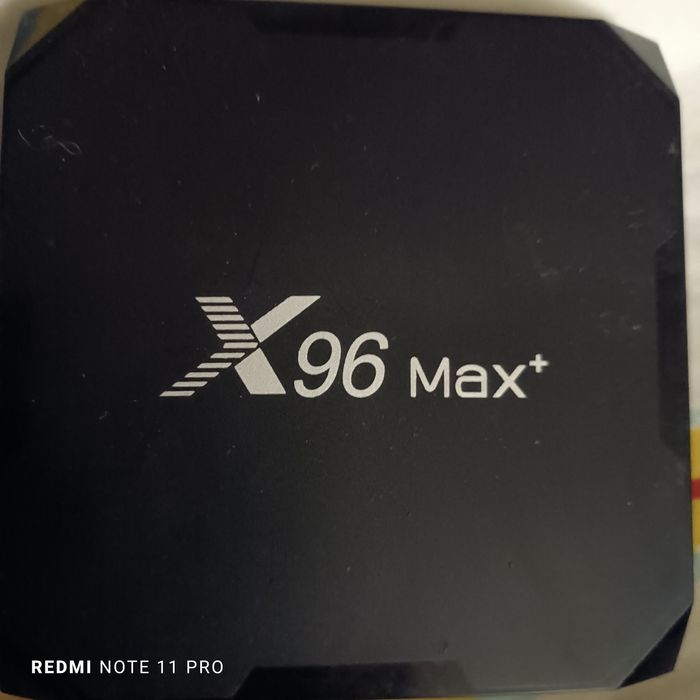 Смарт ТВ приставка H96 Max H313 2/16 Гб Android TV 14 Smart Box