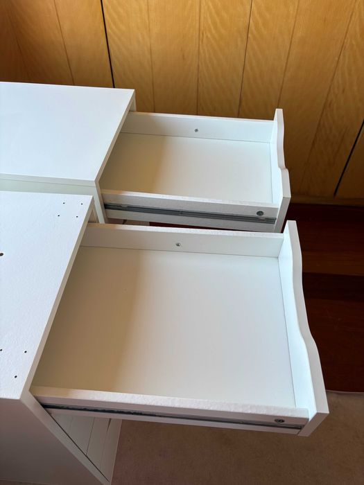 2 Blocos de gavetas IKEA brancos