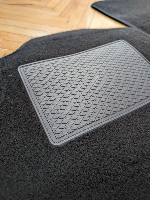 Килимки в авто Volkswagen id3