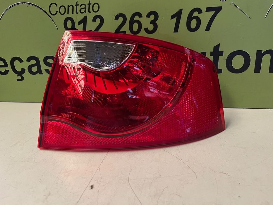 Seat Exeo - Right LED Headlight (New/Original) - FT547
