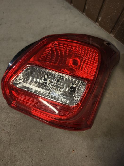 Lampa Suzuki Swift 2017