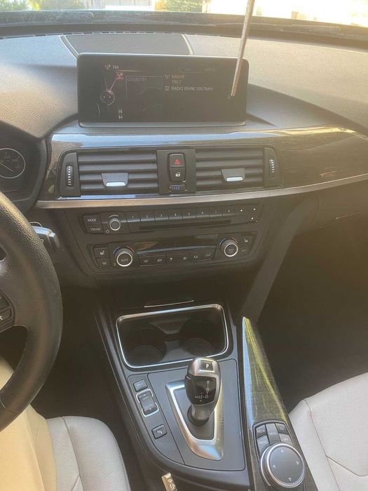 Продам BMW 328I. 2015