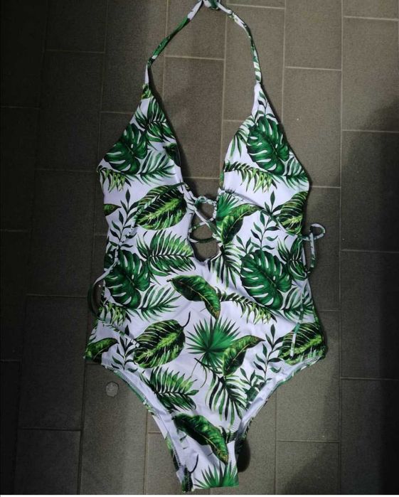 Fato de Banho "Tropical" em Tamanho S, M e XL - Novo