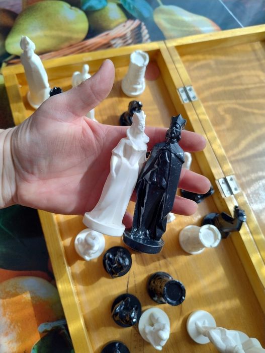 Шахмати сувенірні, раритетні, гральні